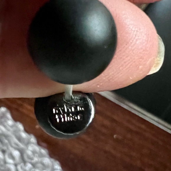 Marlyn Schiff Black and Gray Minimalist Bracelet - Picture 6 of 6